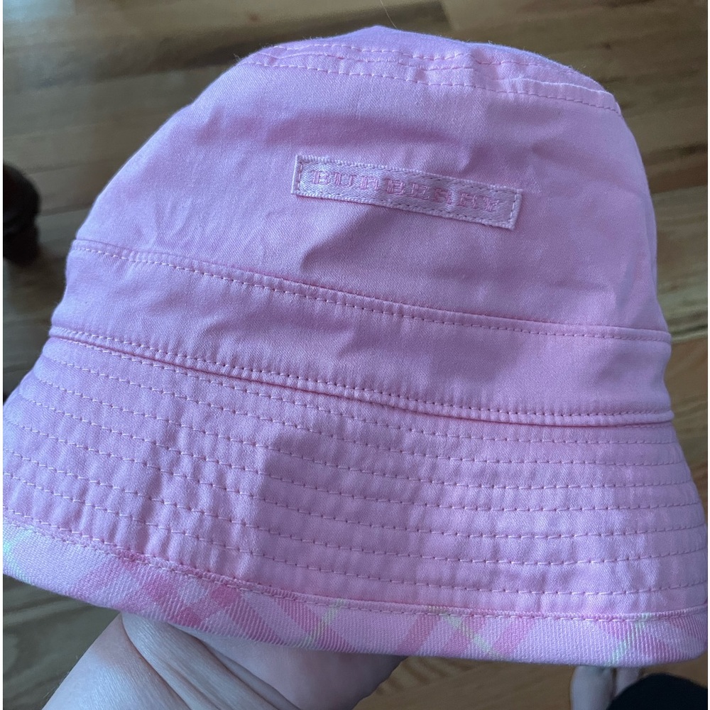 Burberry Golf Hat